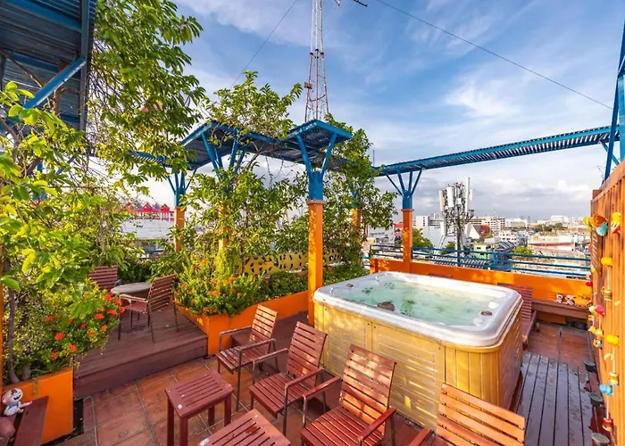Collection O Diamond House Khaosan 3*