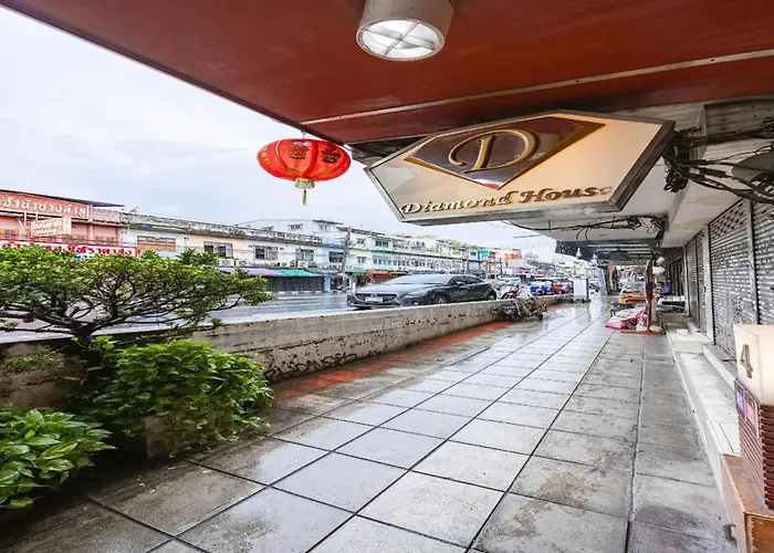 Collection O Diamond House Khaosan Bangkok