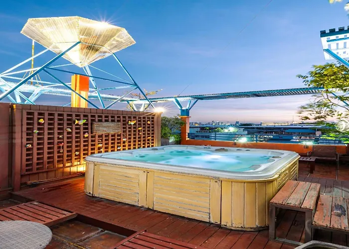 Collection O Diamond House Khaosan 3*