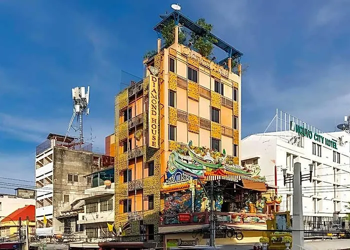 Collection O Diamond House Khaosan Hotel 3*